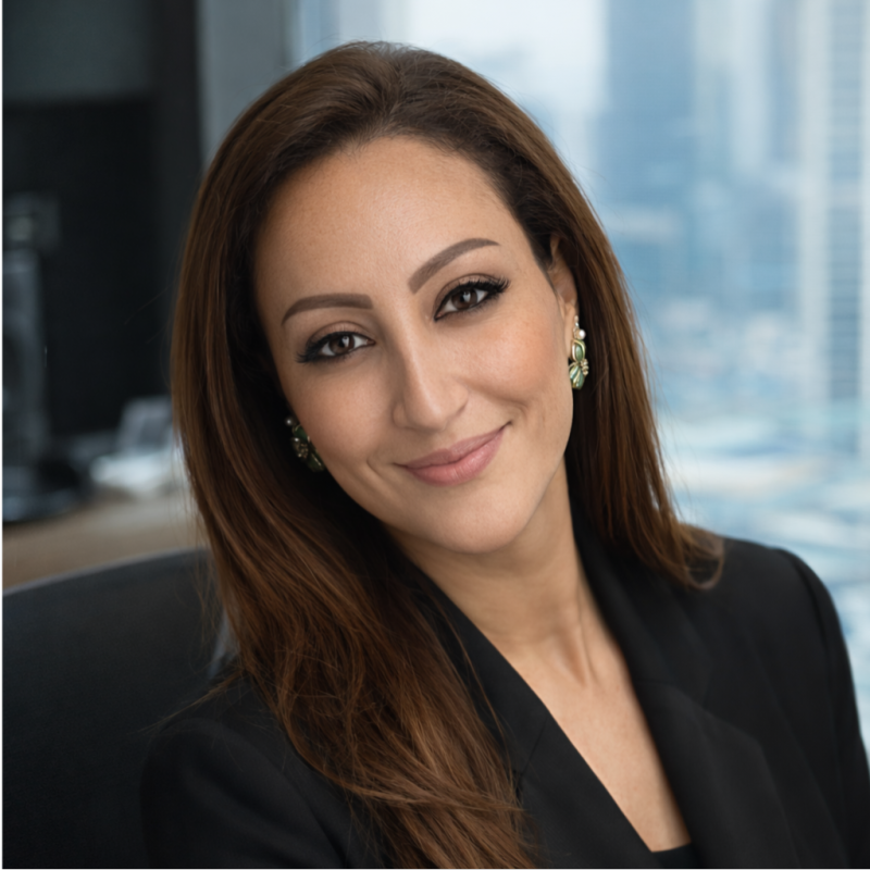 Founder portrait — Smahane El Aouad
